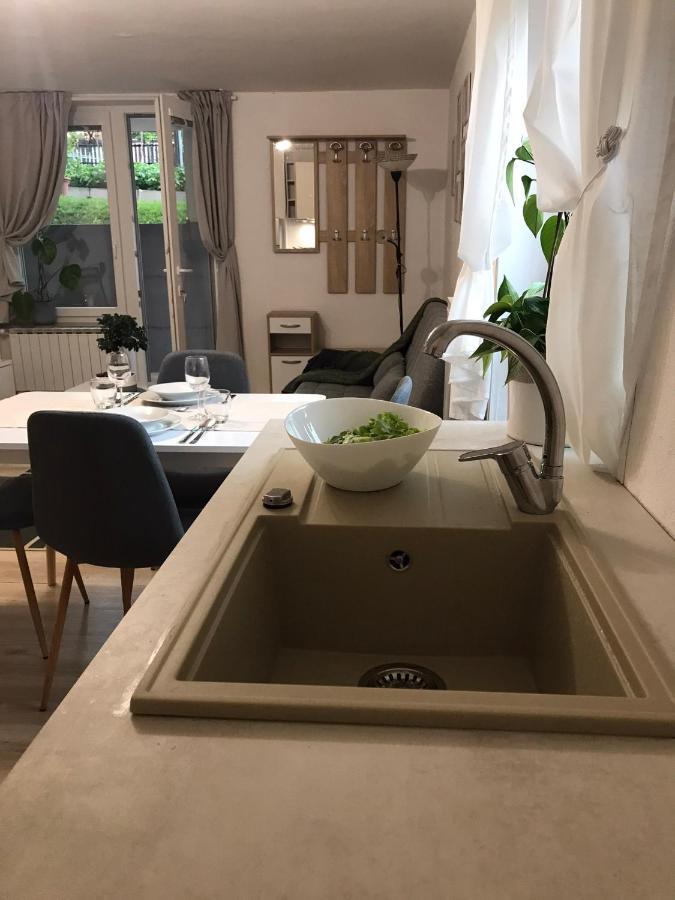 Appartamento Koradinovi - Pod Vrtom Vipava Esterno foto
